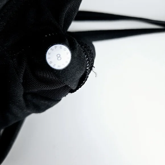 Lululemon Energy Bra Long Line "Special Edition Cire | Black | 8 - Picture 8 of 8